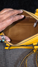 Load image into Gallery viewer, Medium Coach Preloved Mustard( not official color name)
