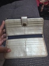 Load image into Gallery viewer, Preloved Coach Poppy Wallet
