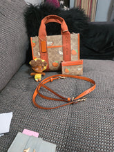 Load image into Gallery viewer, Preloved Coach Orange tote bundle

