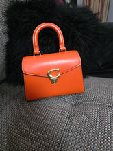 Load image into Gallery viewer, Preloved Sammy Tophandle
