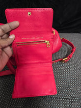 Load image into Gallery viewer, Marc Jacob Hobo bag and wallet set
