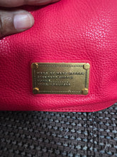 Load image into Gallery viewer, Marc Jacob Hobo bag and wallet set
