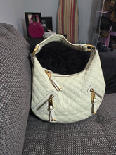 Load image into Gallery viewer, Preloved Marc Jacob Shoulder bag
