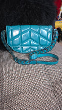 Load image into Gallery viewer, Preloved Patricia Nash Crossbody
