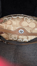 Load image into Gallery viewer, Preloved Coach brown shoulder bag
