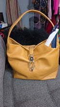 Load image into Gallery viewer, NWT Dooney Shoulder bag - Natural set
