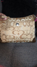Load image into Gallery viewer, Preloved Coach brown shoulder bag
