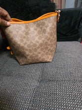 Load image into Gallery viewer, Preloved Coach City Bucket
